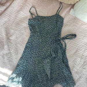 Beautiful going out dress!